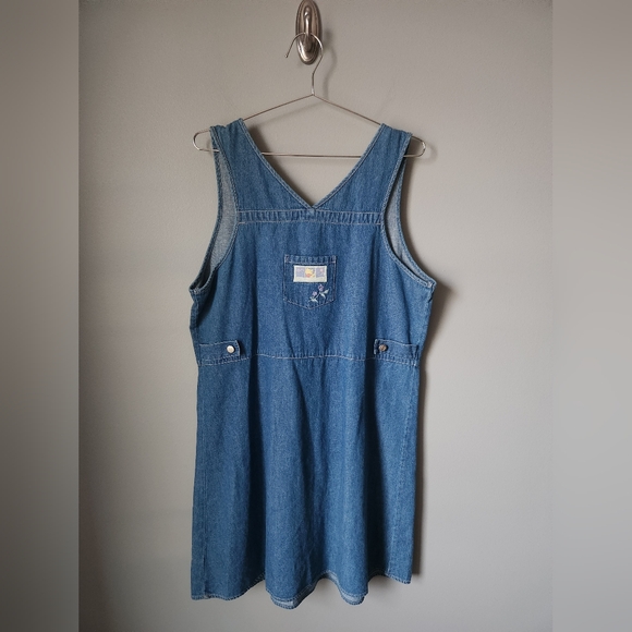 The Disney Store Winnie the Pooh Denim Jumper Dress Vintage Size Large - Picture 6 of 11